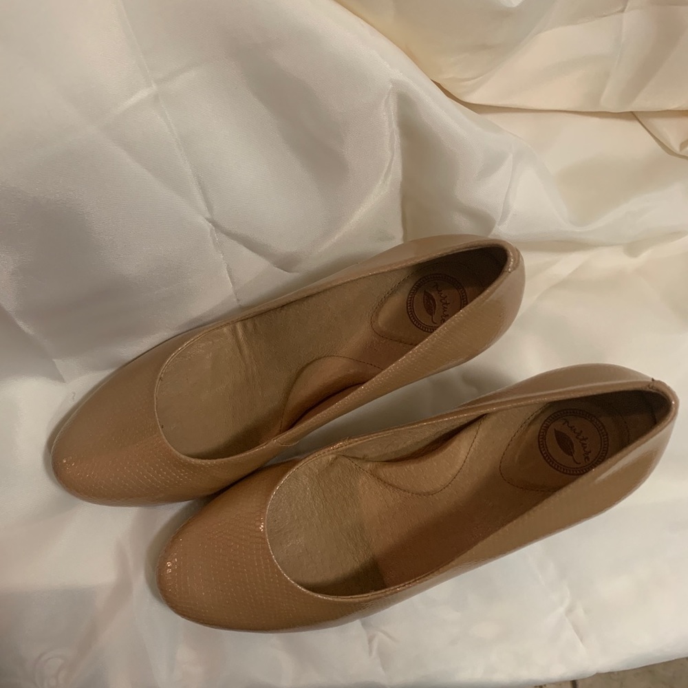 New 8.5 comfy heels.